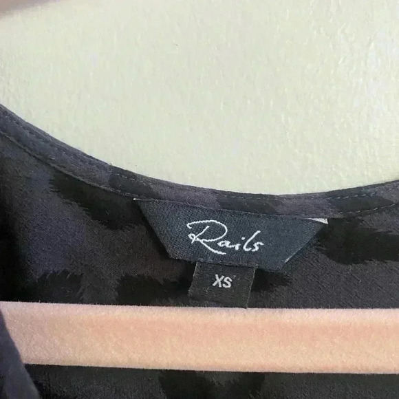 Rails Hillary ash cheetah wrap blouse XS - Picture 2 of 5